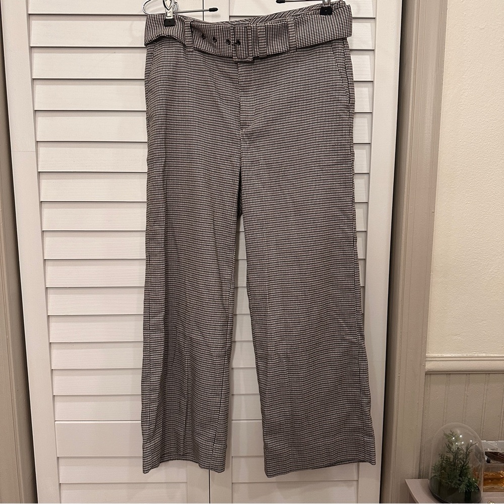 Banana Republic Gray Checked Cropped Pants with Belt